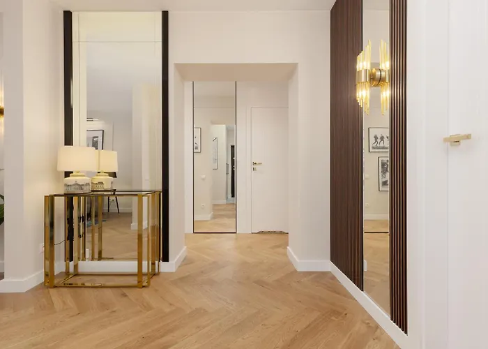 Lux Blue Moon Residence City Center Foksal By Renters Prestige