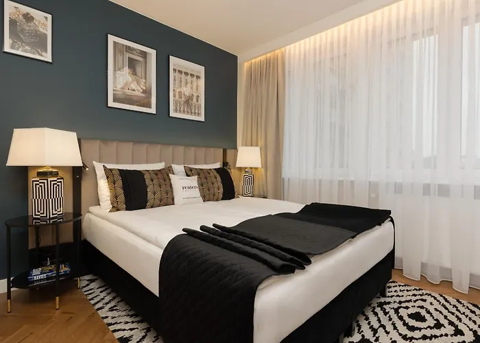 Lux Blue Moon Residence City Center Foksal By Renters Prestige