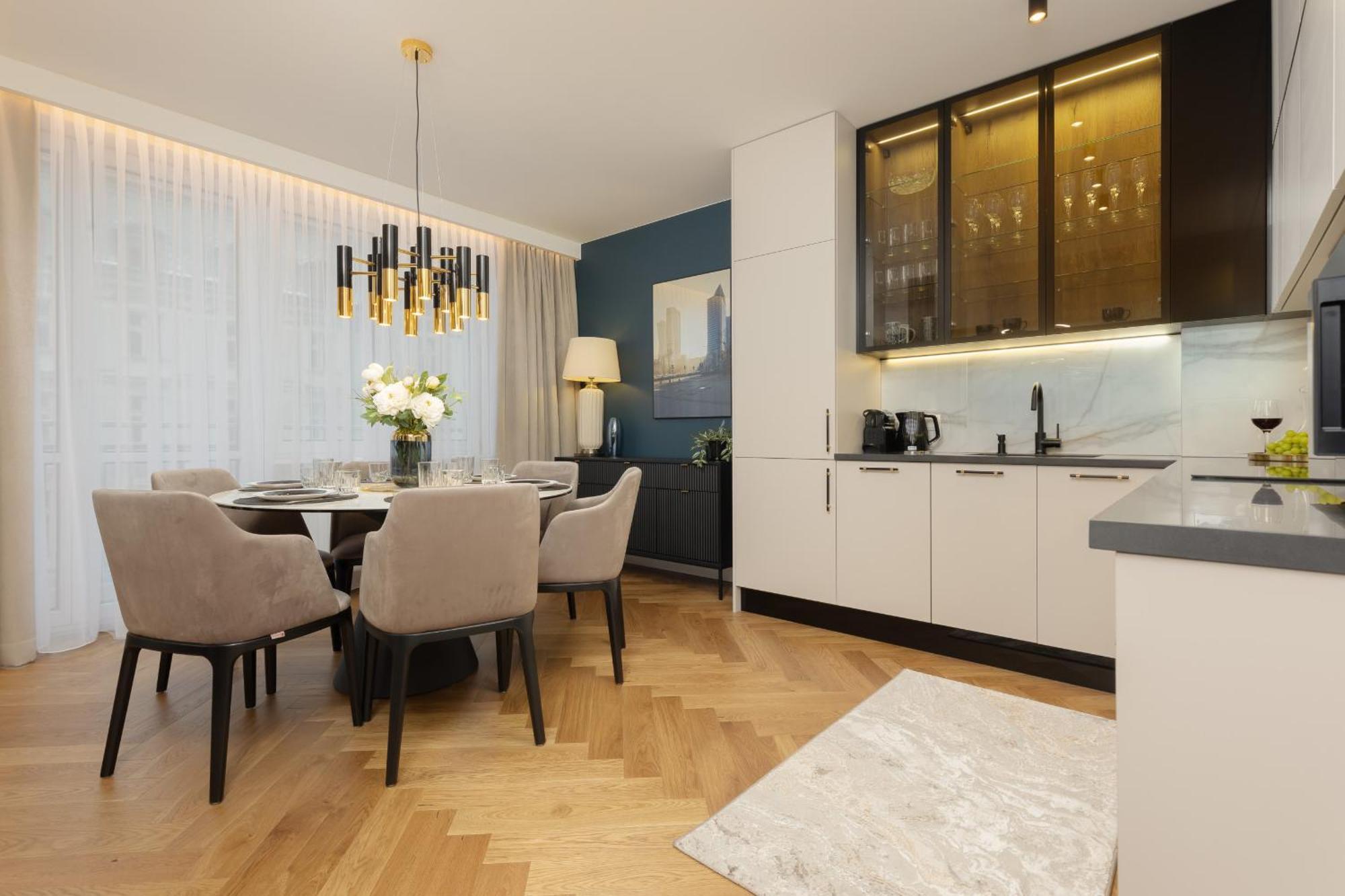 Lux Blue Moon Center Foksal By Renters Prestige Apartment *