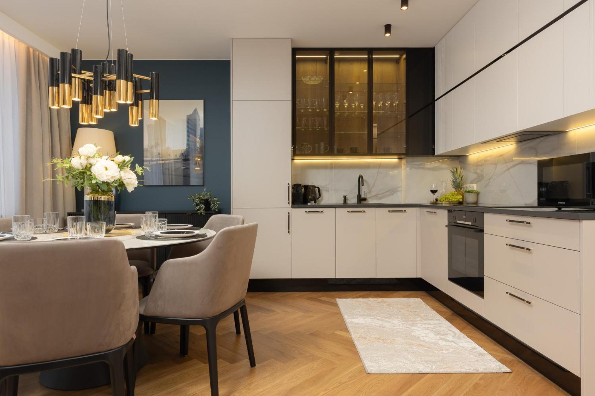 Apartment Lux Blue Moon Center Foksal By Renters Prestige